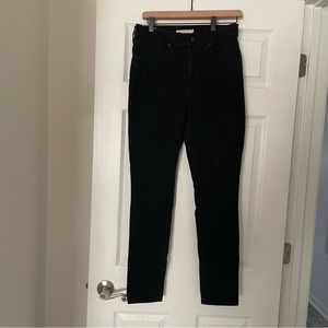 Levi’s 721 High Rise Skinny Jeans Size 30